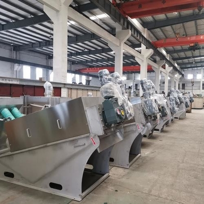 Mua 10-15m3/h Sản suất Máy ép vít máy khử nước bùn cho nhà máy xử lý nước thải Máy ép bộ lọc online manufacture